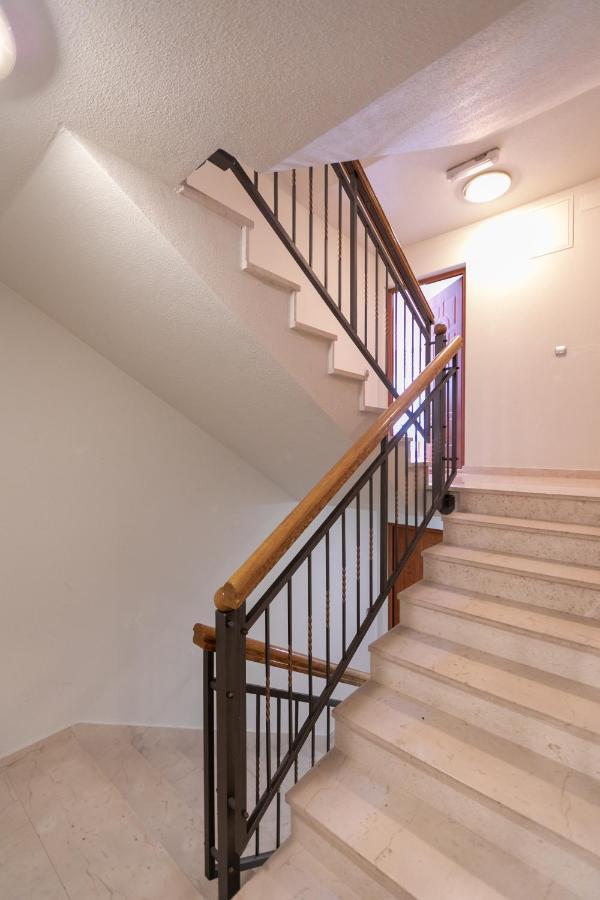 Apartman Mar18 Makarska Bagian luar foto