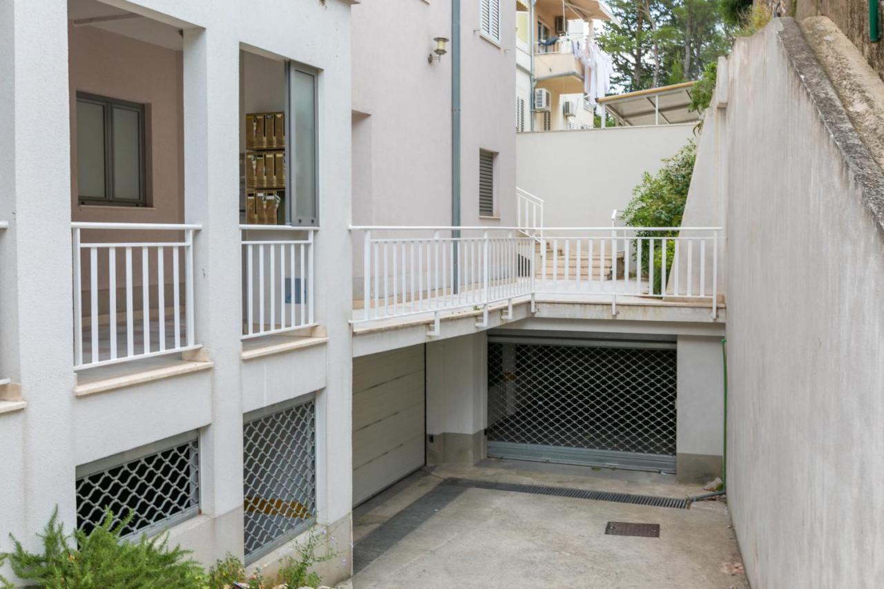Apartman Mar18 Makarska Bagian luar foto