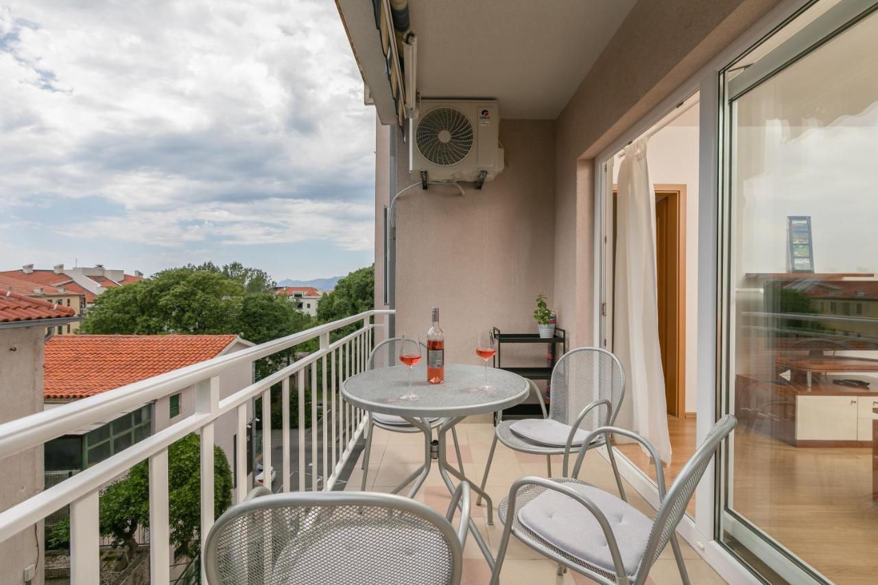 Apartman Mar18 Makarska Bagian luar foto