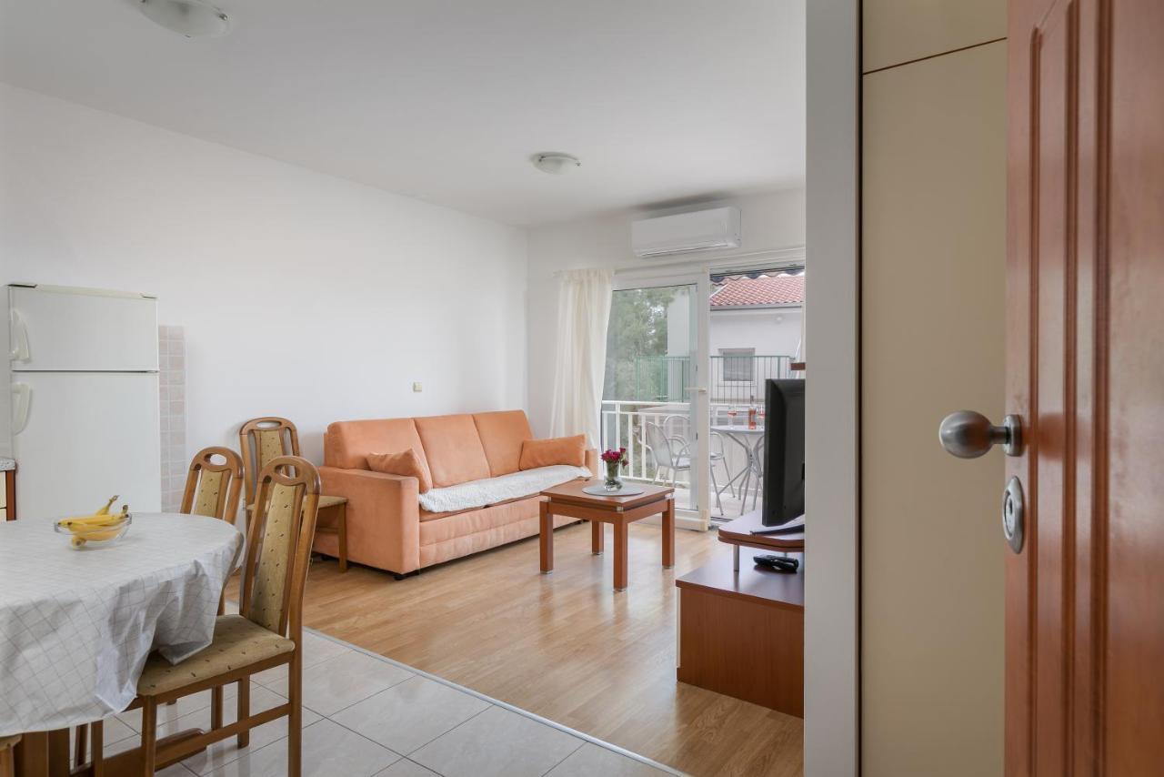 Apartman Mar18 Makarska Bagian luar foto