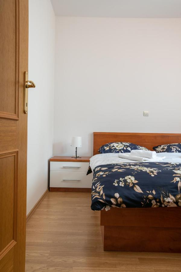 Apartman Mar18 Makarska Bagian luar foto