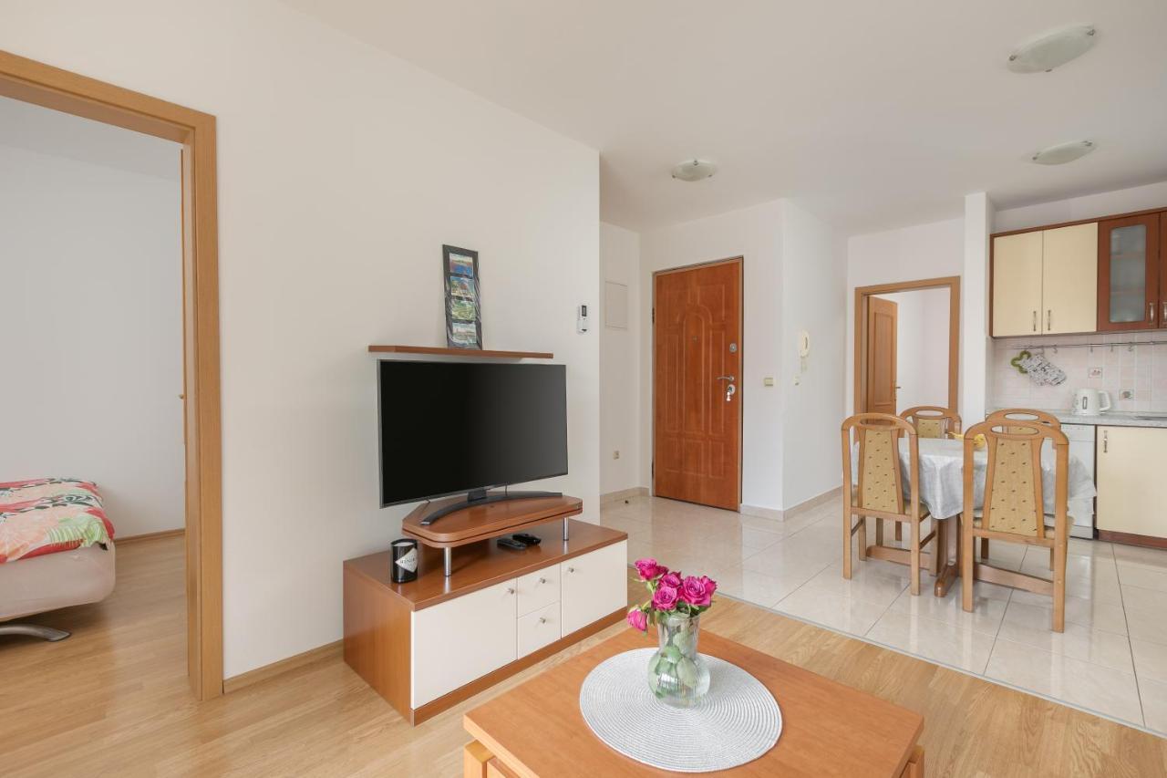 Apartman Mar18 Makarska Bagian luar foto