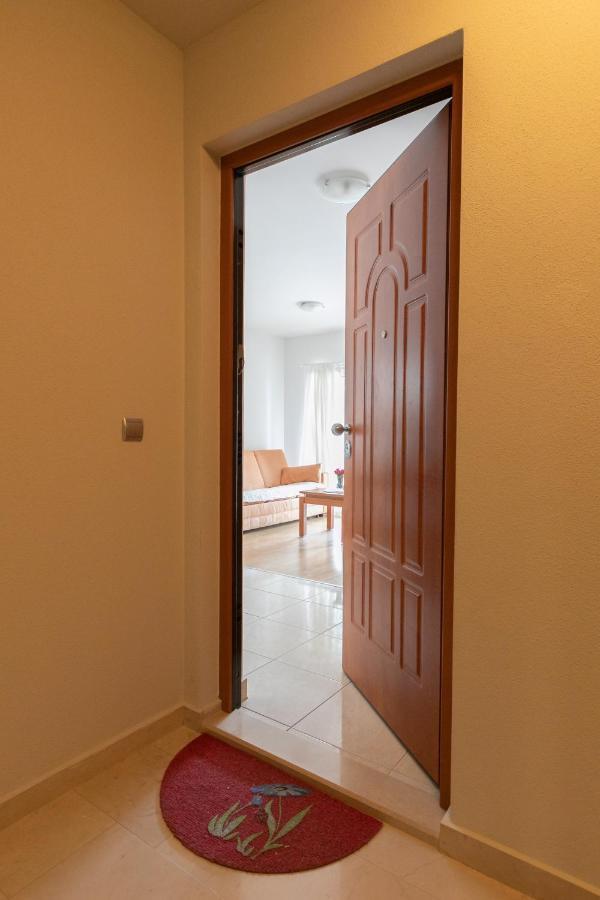 Apartman Mar18 Makarska Bagian luar foto